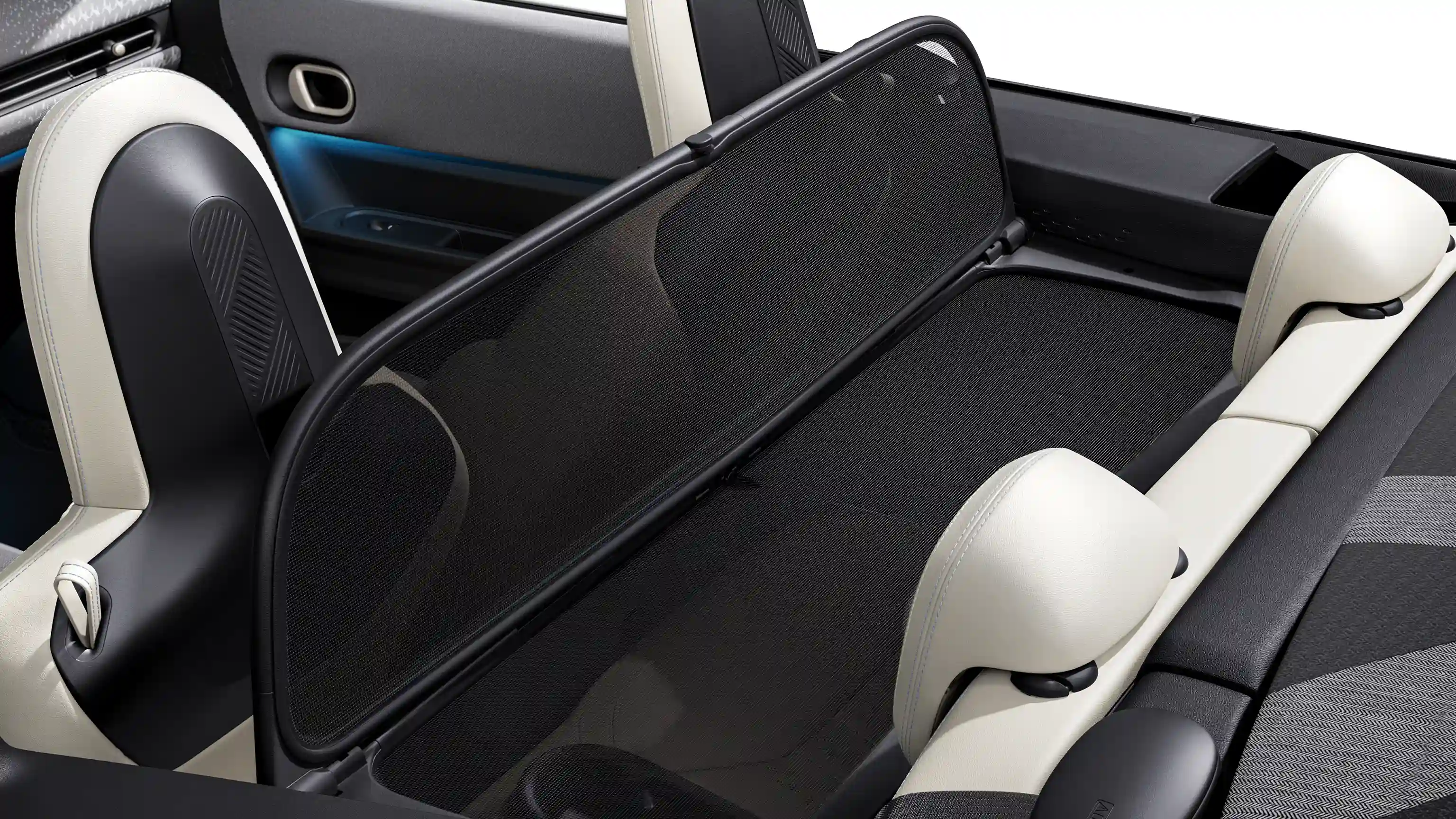 MINI Cooper Convertible – sõidukogemus – esiklaas ja tuulesuunaja