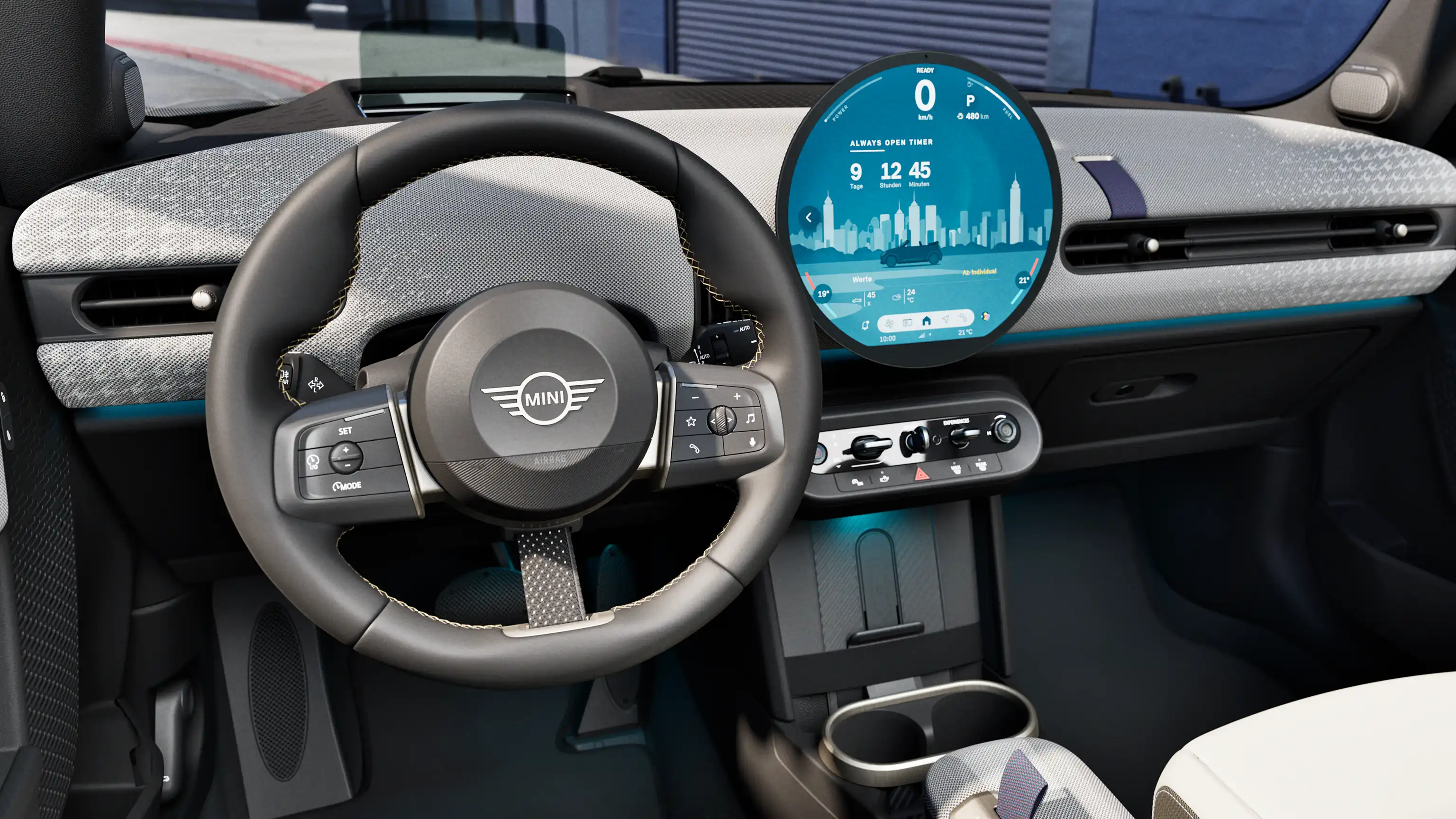 MINI Cooper Convertible – salong – originaalsuuruses MINI rooliratas