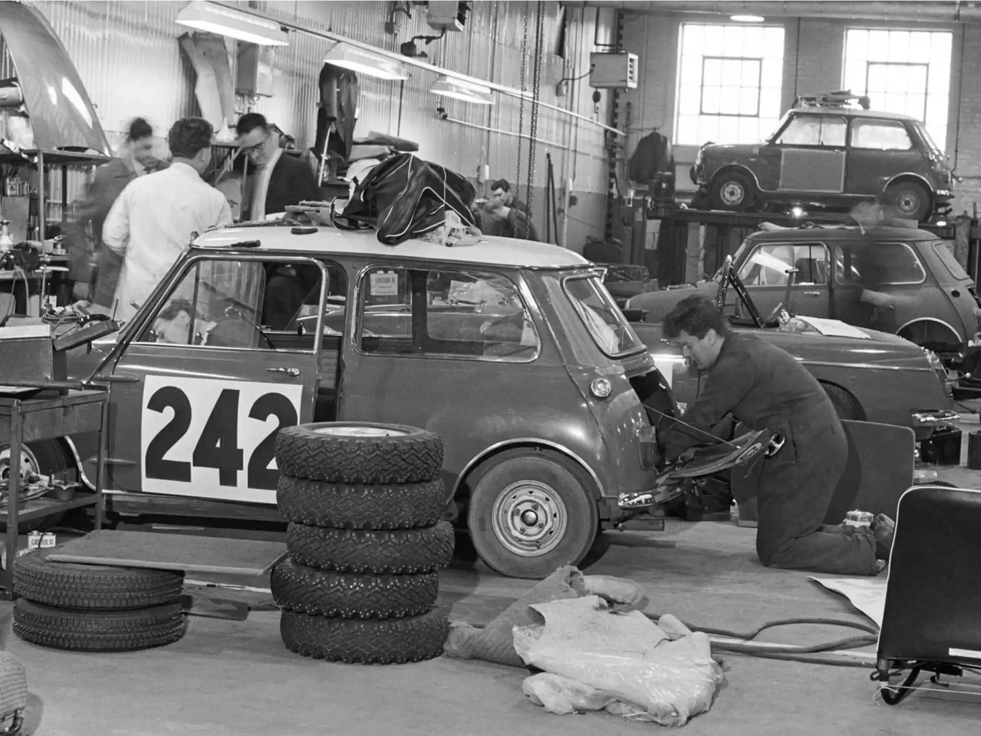 MINI John Cooper Works – vana MINI töökojas