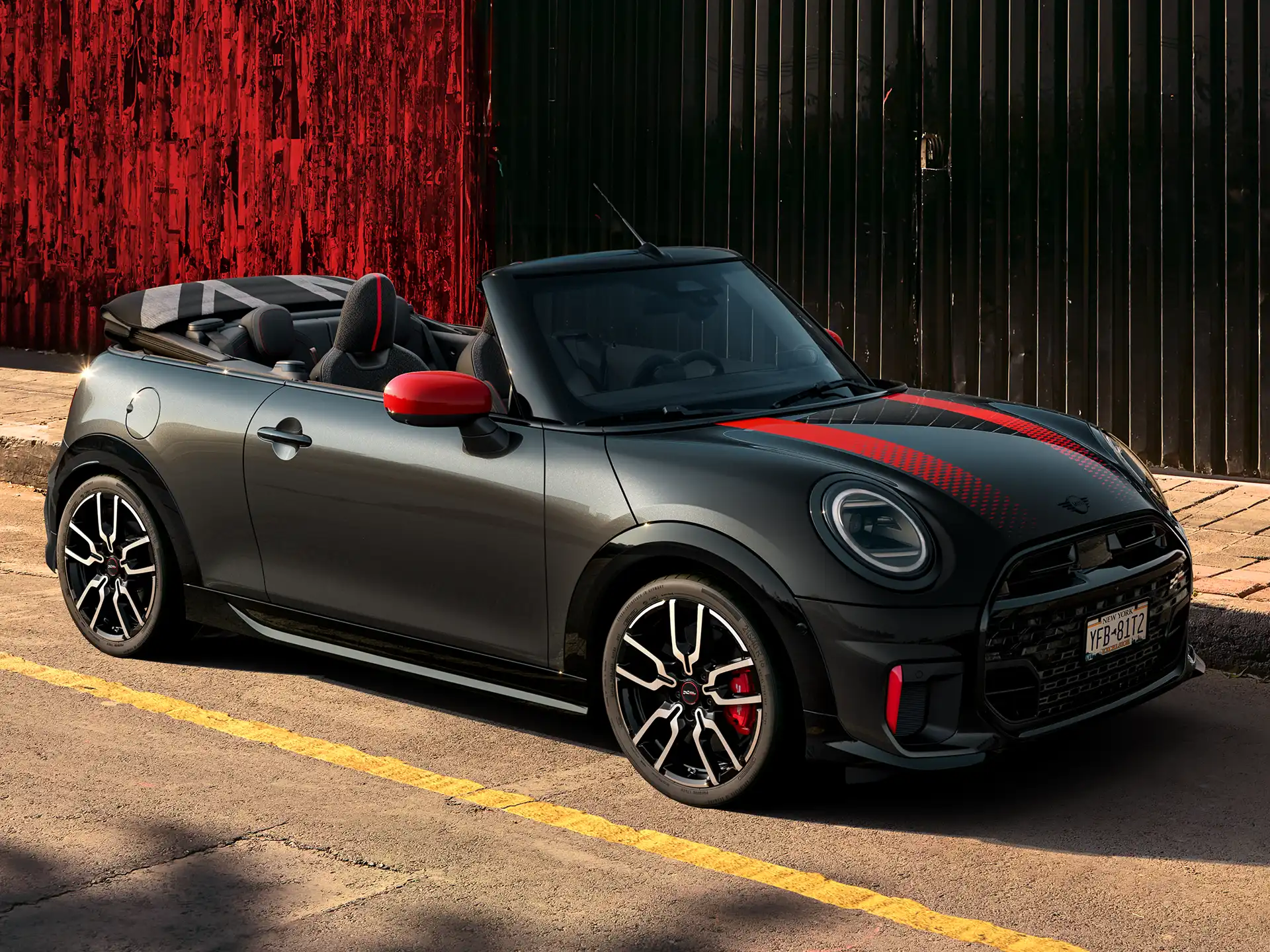 MINI John Cooper Works – F67 JCW külgvaade