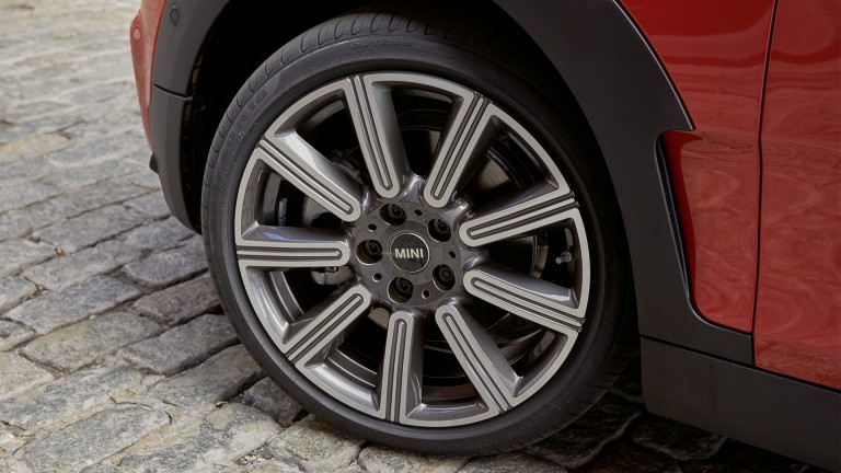 MINI – rehvimärgis – Clubmani velg