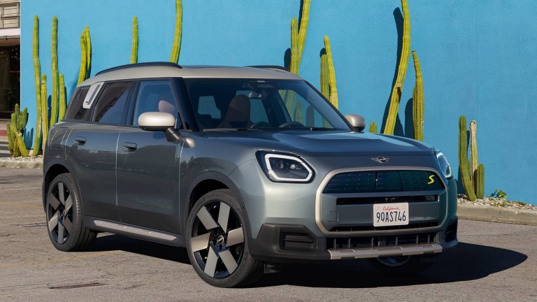 Täiselektriline MINI Countryman – digitaalne kogemus – connectedi uuendused