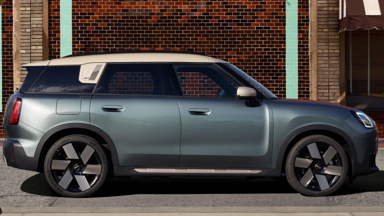 Täiselektriline MINI Countryman – välisilme – galerii – 01