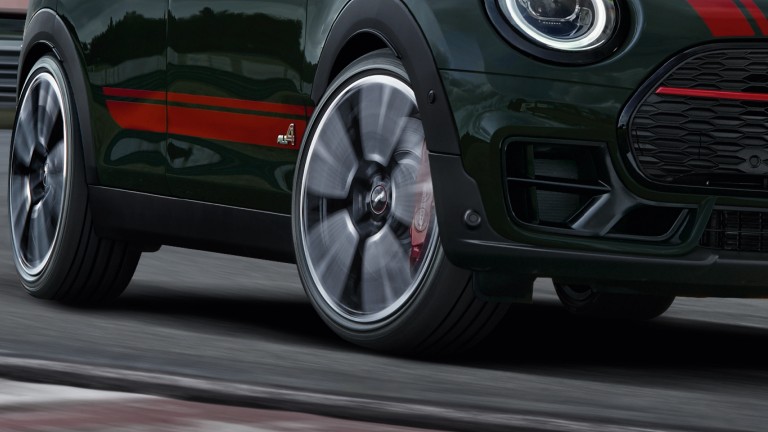 MINI John Cooper Works Clubman – eestvaade – võistlusrada 