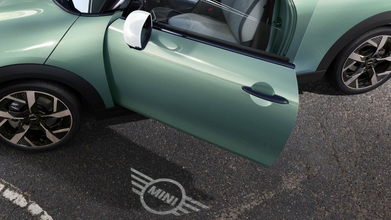 MINI Cooper, kolmeukseline – digitaalne kogemus – digitaalne võti