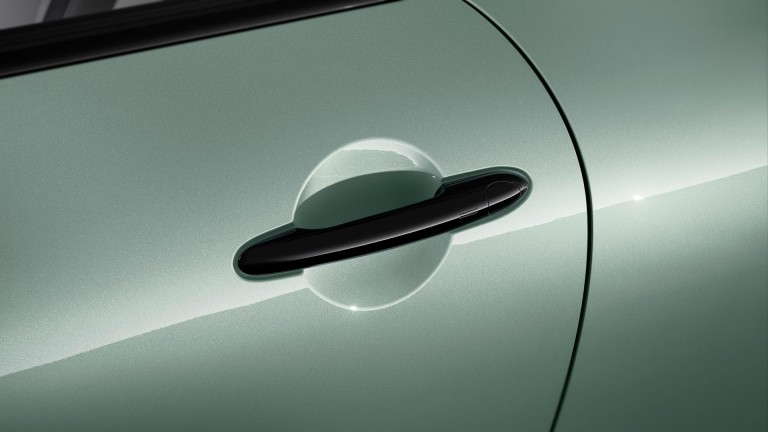 MINI Cooper, kolmeukseline – välisilme galerii – külgvaade
