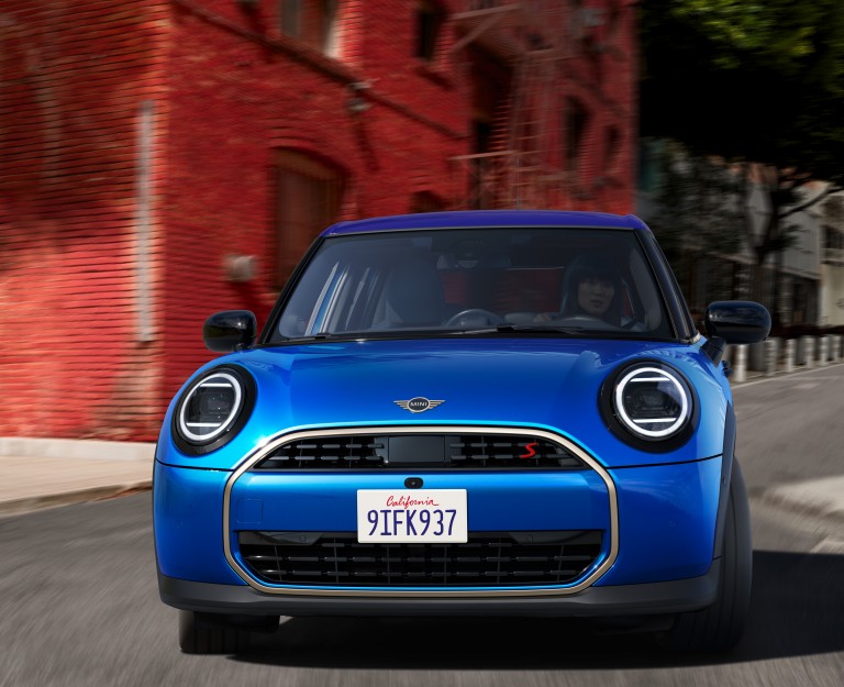 MINI Cooper, viieukseline – välimus – kõrghetked