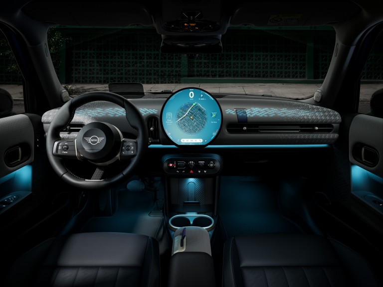 5-ukseline MINI Cooper - sisedisain