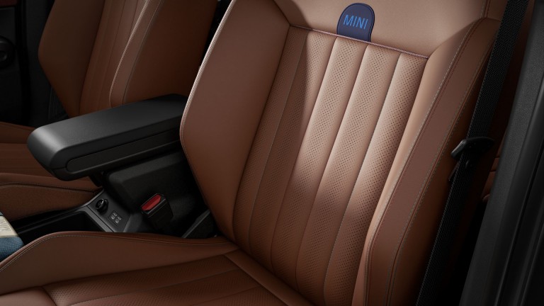 MINI Countryman – galerii – salong – 04