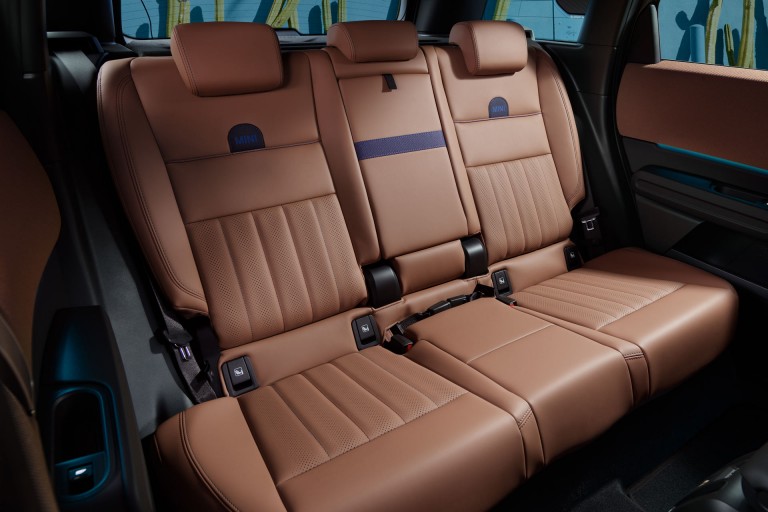 MINI Countryman – ruumikus ja mitmekülgsus – kokkuklapitavad istmed