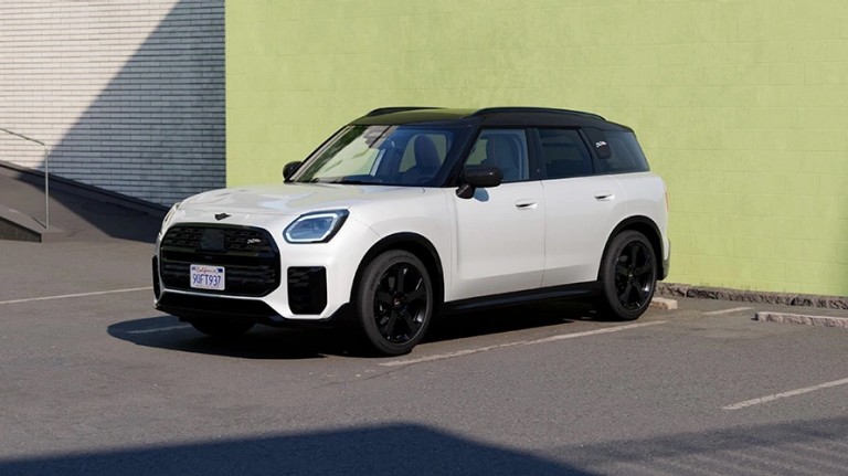 MINI COOPER COUNTRYMAN S ALL4 FAVORED L-SUURUSES PAKETIGA