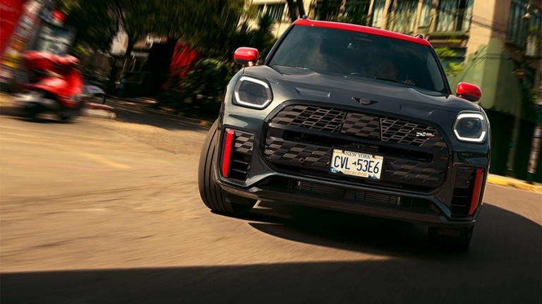 MINI COOPER COUNTRYMAN S ALL4 JCW L-SUURUSES PAKETIGA